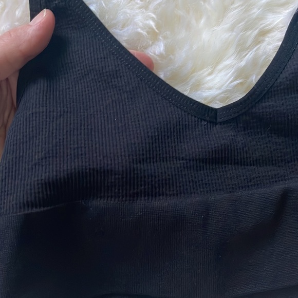 Black Bralette Runs Small V Neck Cut Sports Bra - Picture 3 of 5